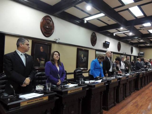 Plenario-Asamblea-web-00-nov-99